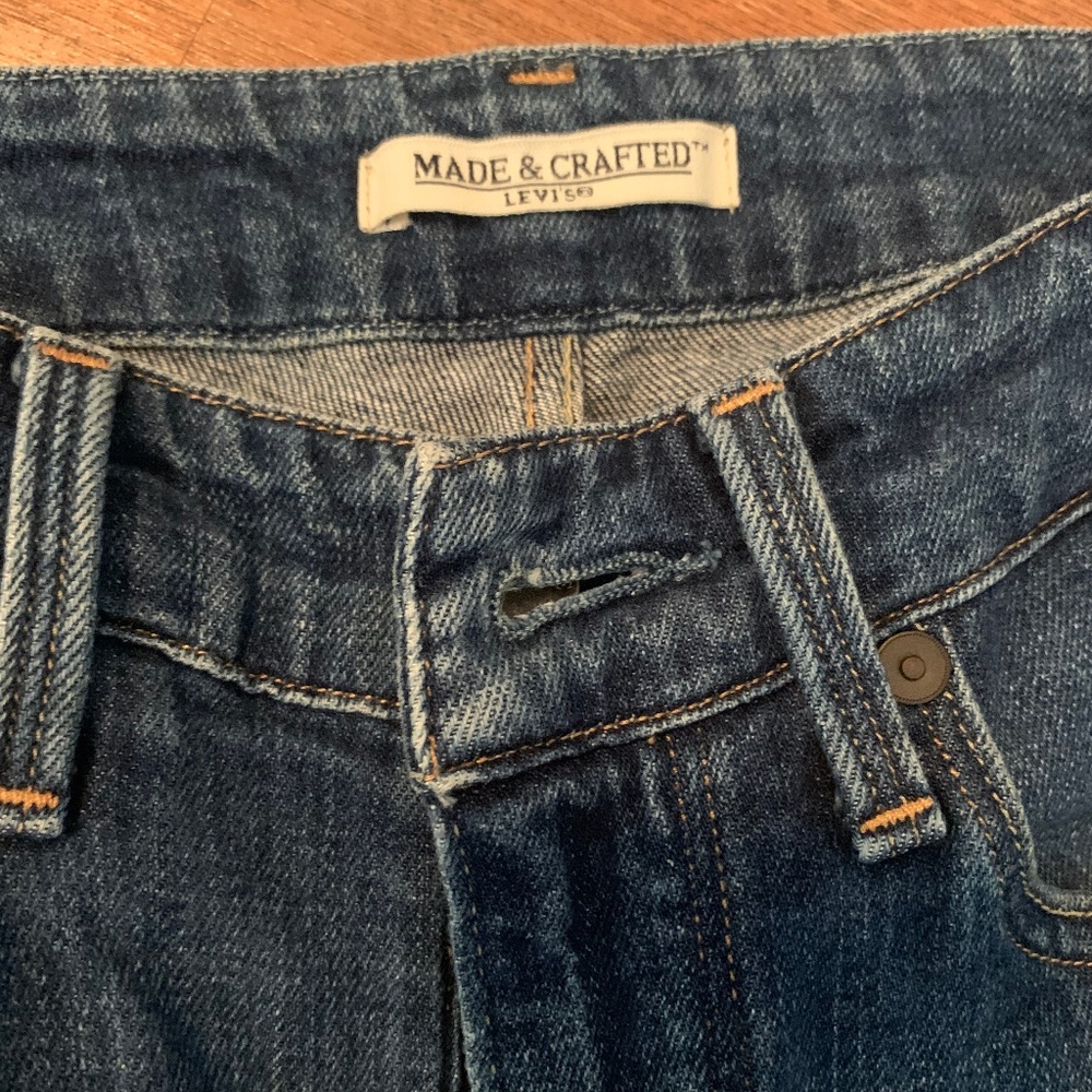 Levi’s - Picture 2 of 5